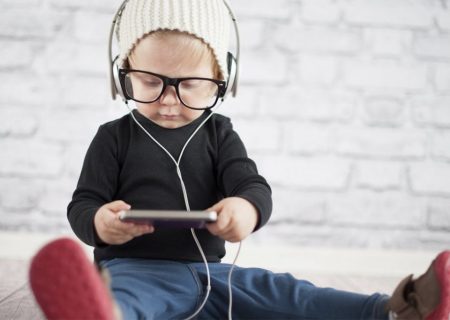 ‍  پایان نسل آلفا و شروع نسل بتا